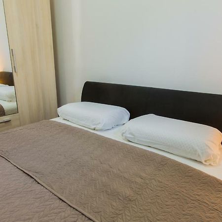 Ferienwohnung Putnik Dugi Rat Exterior foto